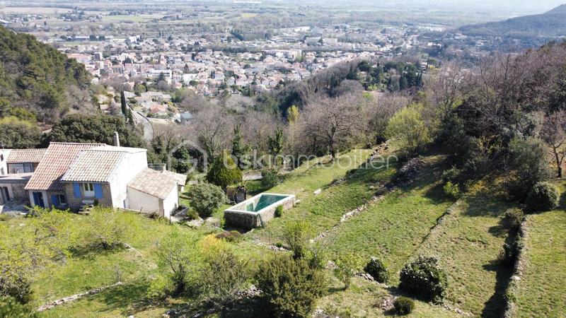 Maison - 142 m² - 6 pièces