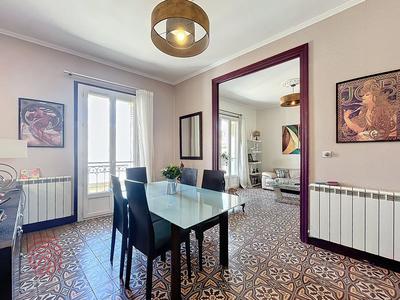 Appartement - 89 m² - 4 pièces