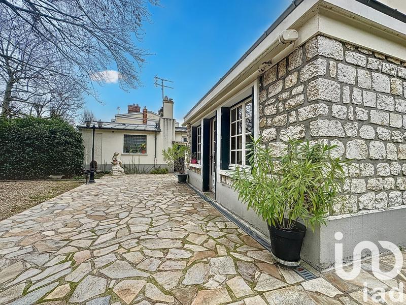 Maison - 209 m² - 10 pièces