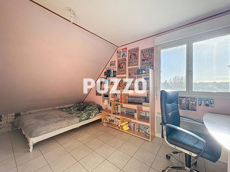 Maison - 160 m² - 8 pièces