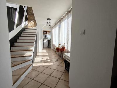 Maison - 161 m² - 6 pièces