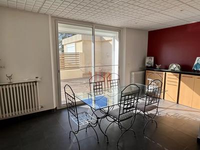 Maison de ville - 177 m² - 6 pièces