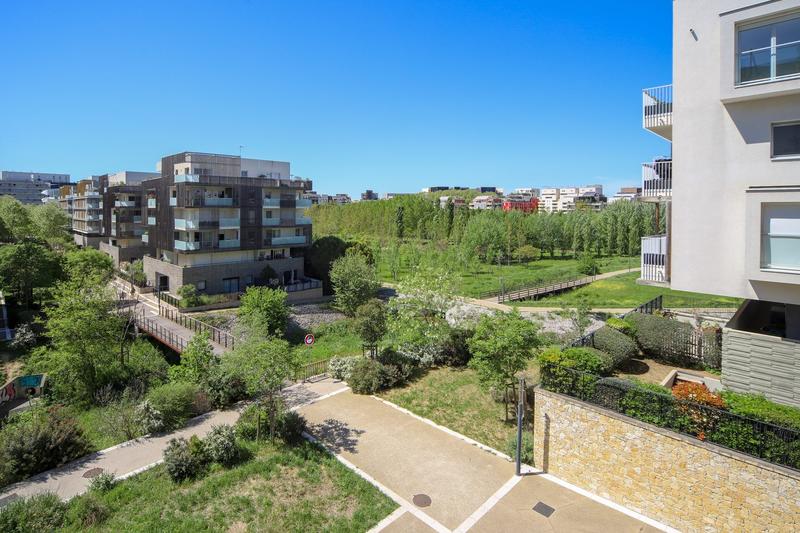 Appartement - 80 m² - 4 pièces