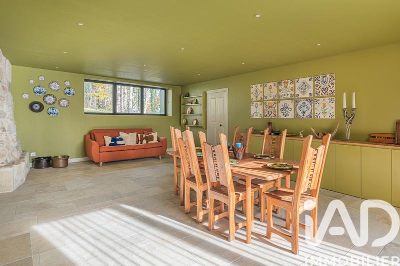 Maison - 254 m² - 7 pièces