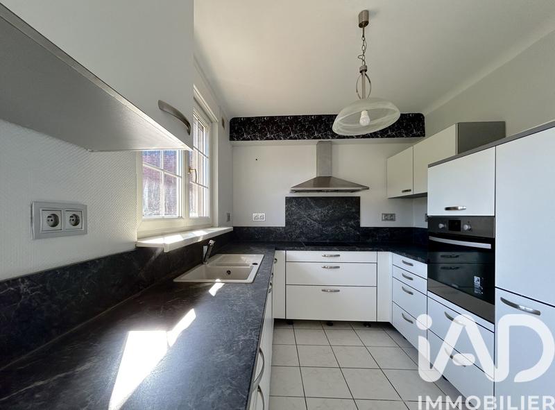 Maison - 141 m² - 6 pièces