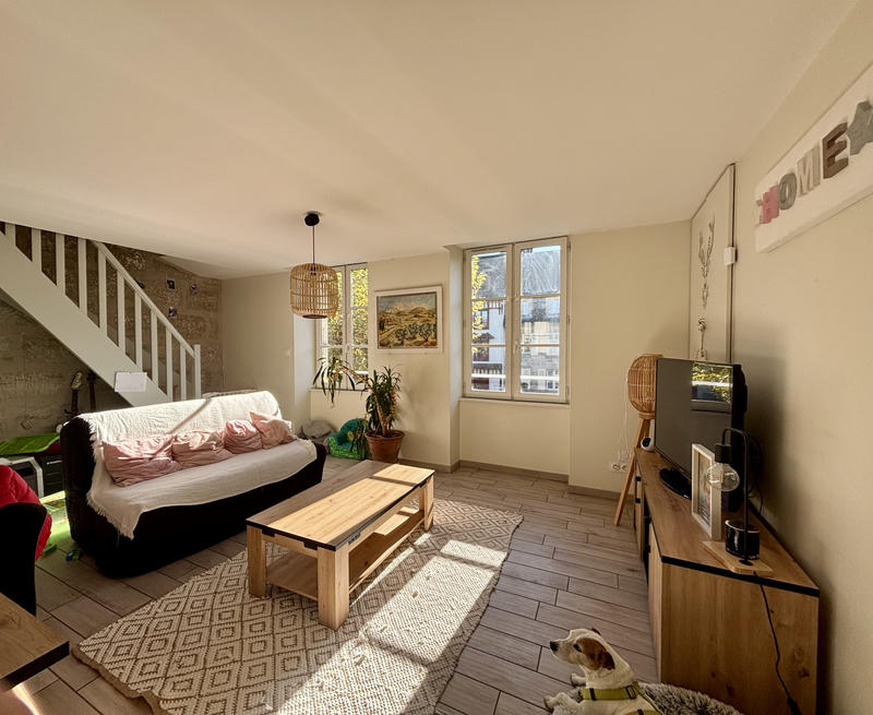 Appartement - 93 m² - 3 pièces