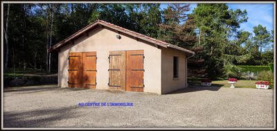 Maison - 226 m² - 7 pièces