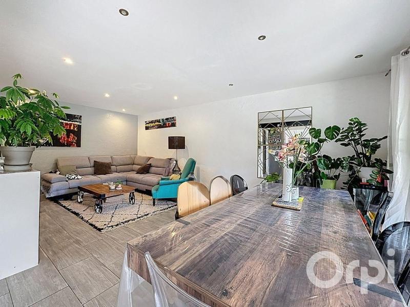 Appartement - 86 m² - 3 pièces