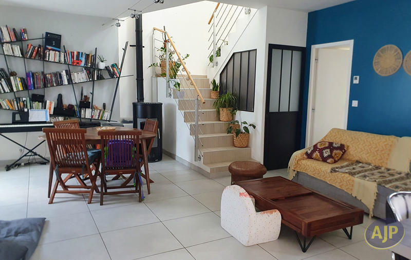 Maison - 85 m² - 4 pièces