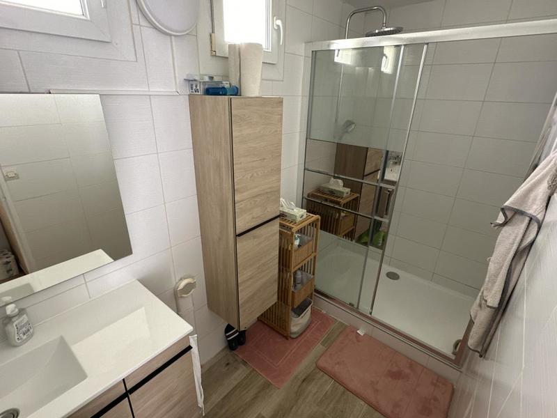 Propriété - 95 m² - 5 pièces