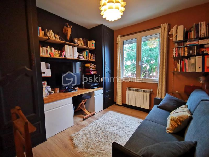 Maison traditionnelle - 143 m² - 6 pièces