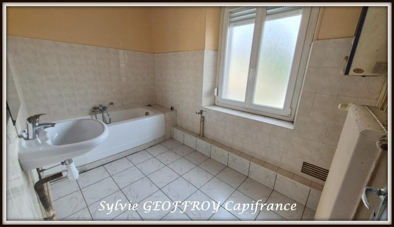 Maison - 122 m² - 5 pièces