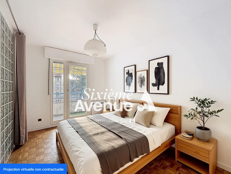 Appartement - 100 m² - 4 pièces