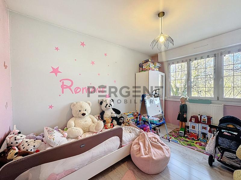 Maison - 95 m² - 5 pièces