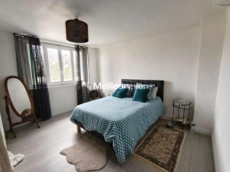 Maison - 105 m² - 4 pièces