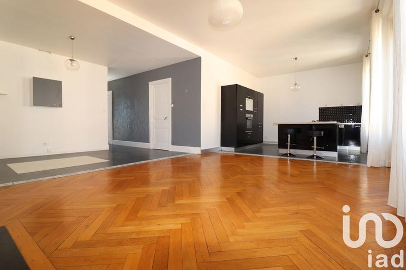 Appartement - 120 m² - 5 pièces