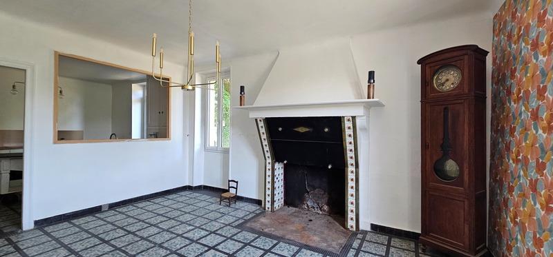 Maison - 208 m² - 7 pièces