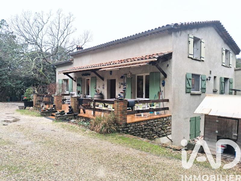 Maison de campagne - 296 m² - 14 pièces