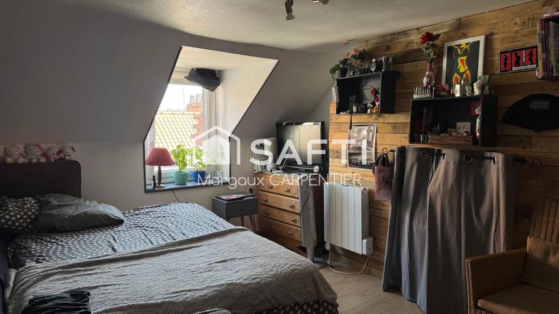 Maison - 265 m² - 10 pièces