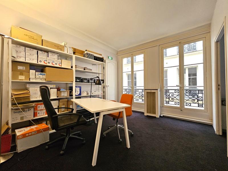 Bureau - 186 m² - 4 pièces