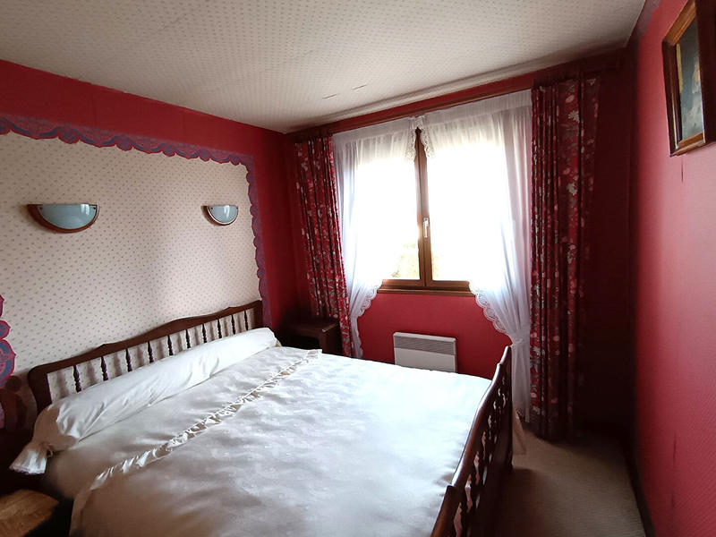 Maison - 107 m² - 7 pièces