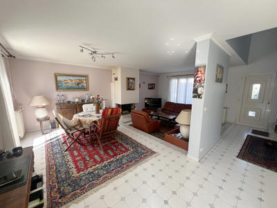 Maison - 135 m² - 6 pièces