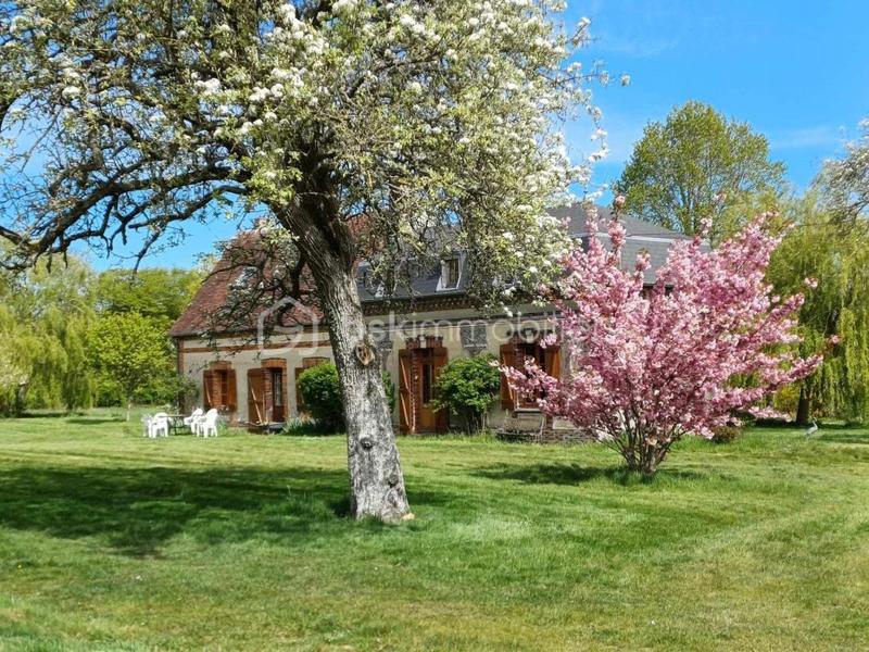 Maison ancienne - 149 m² - 8 pièces