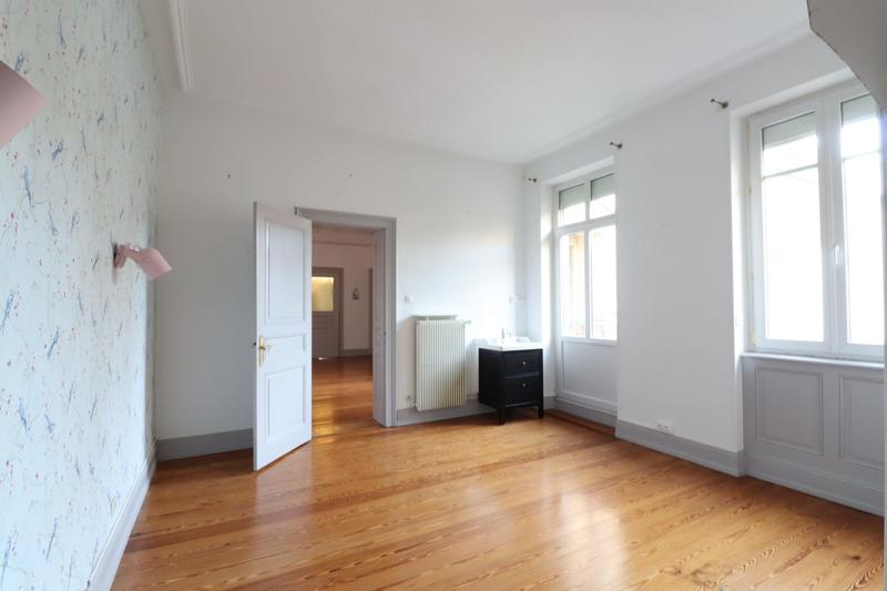 Appartement - 152 m² - 5 pièces