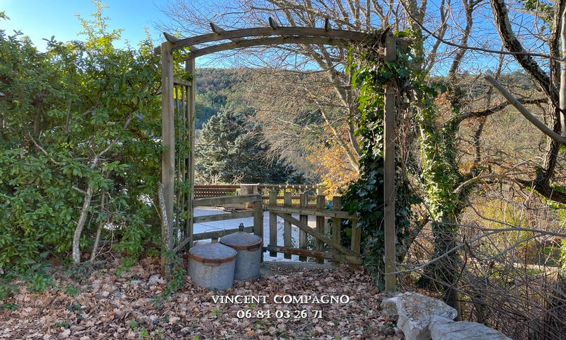 Maison - 80 m² - 6 pièces