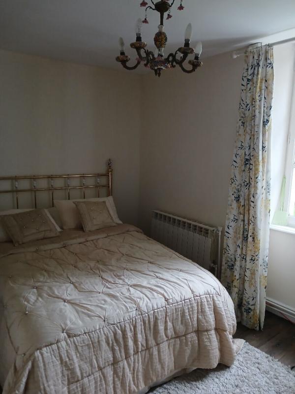 Maison - 213 m² - 8 pièces