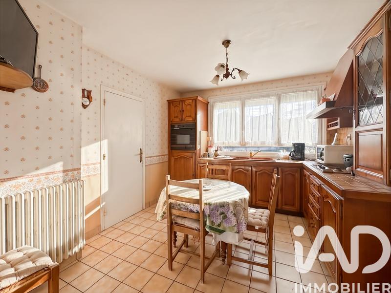 Maison - 94 m² - 4 pièces