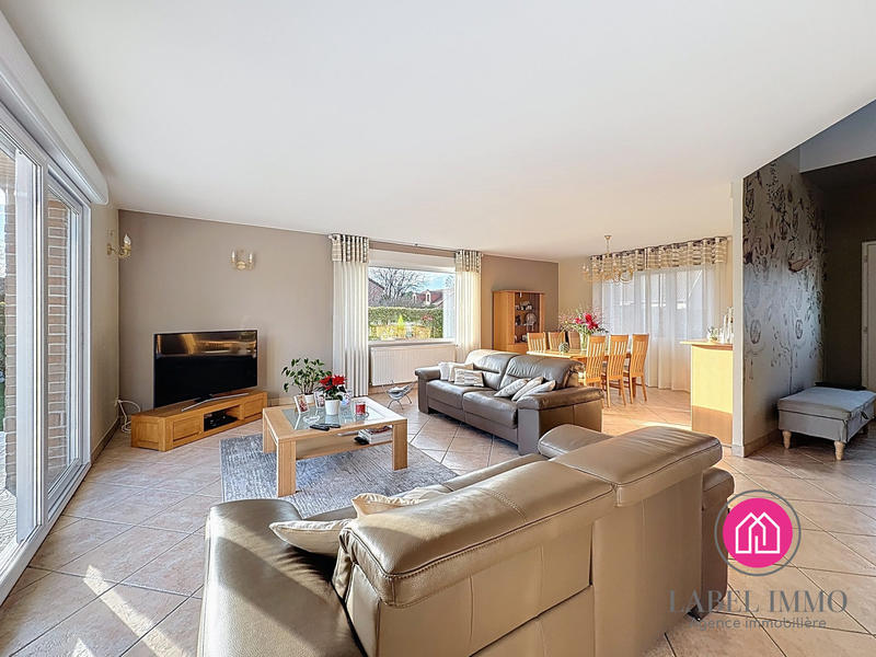 Maison - 120 m² - 4 pièces