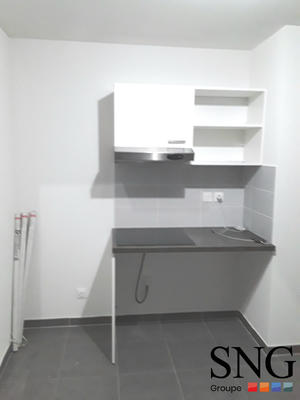 Appartement - 90 m² - 4 pièces