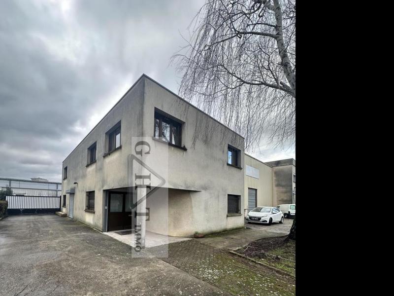Local commercial - 300 m²