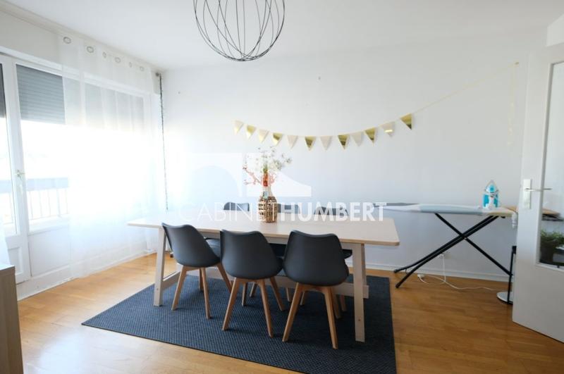 Appartement - 99 m² - 4 pièces