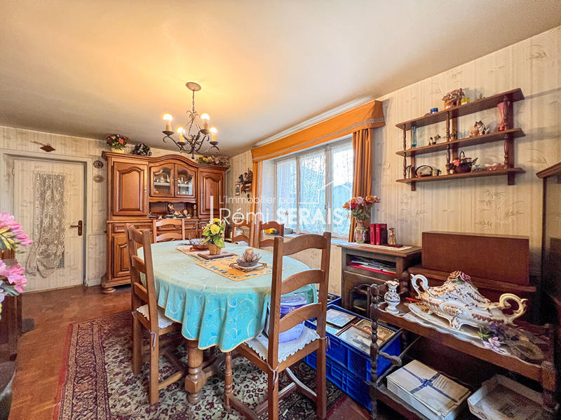 Maison - 95 m² - 5 pièces