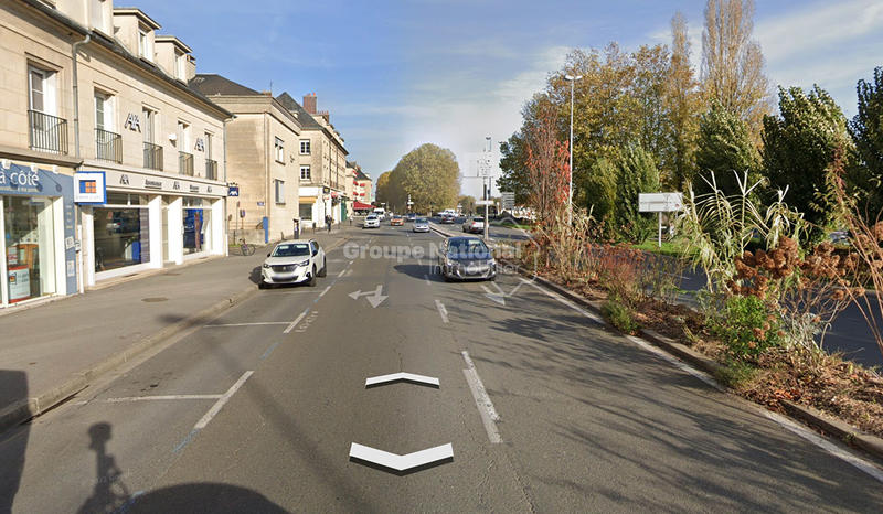 Immeuble - 1 300 m² - 14 pièces