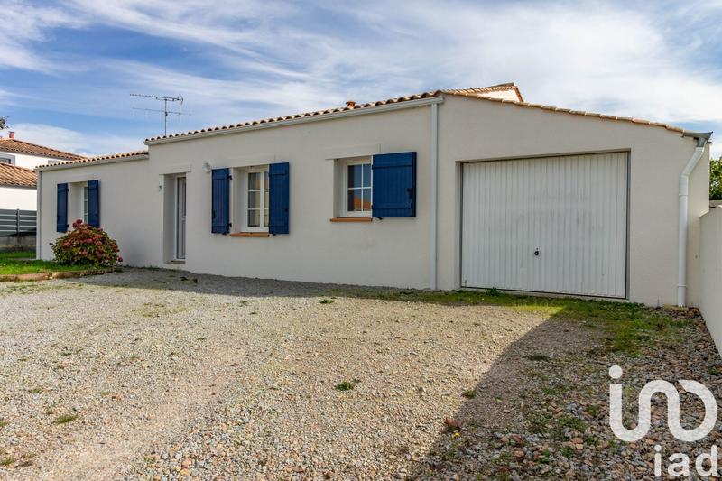 Maison - 95 m² - 5 pièces