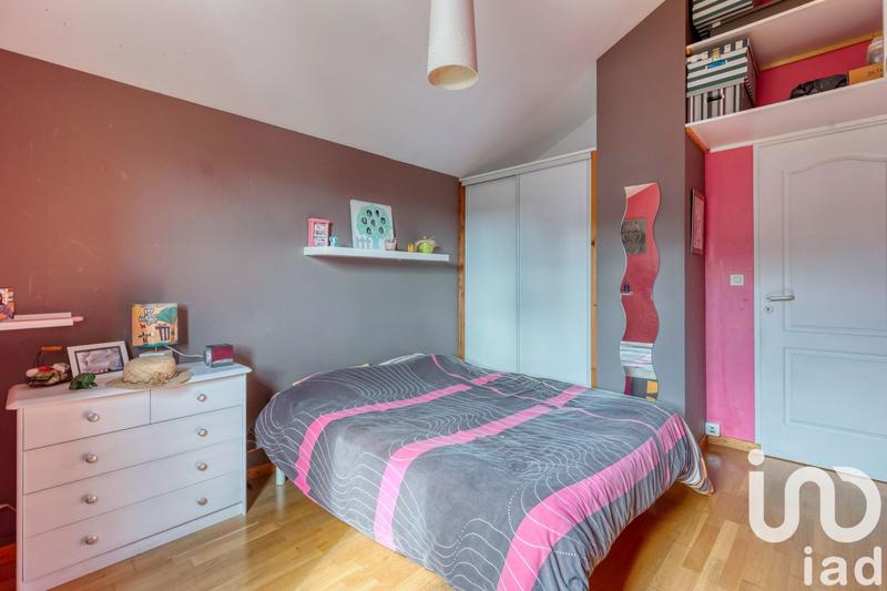 Maison - 99 m² - 5 pièces