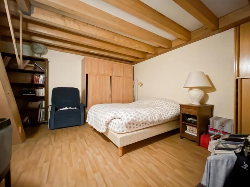 Maison - 250 m² - 8 pièces