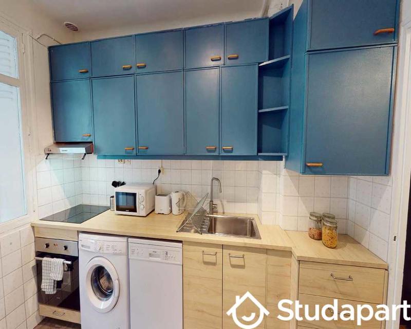 Chambre - 70 m² - 1 pièce