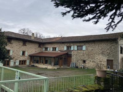 Maison - 450 m² - 13 pièces