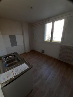 Appartement - 76 m² - 4 pièces