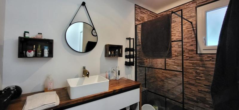 Maison - 198 m² - 8 pièces