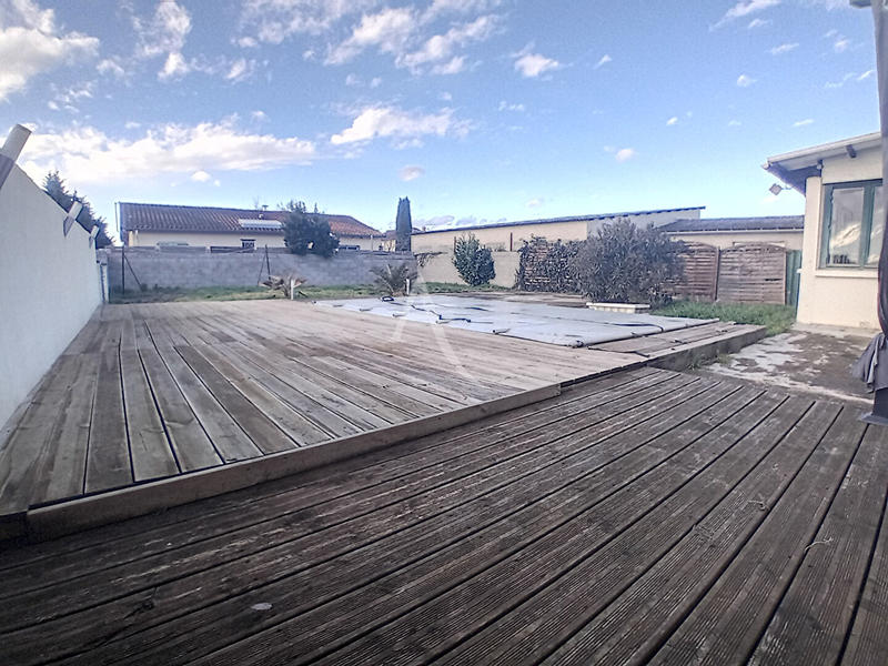 Maison - 177 m² - 6 pièces