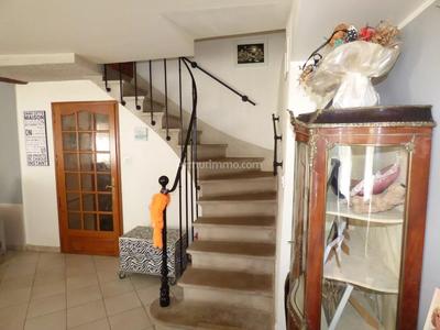 Maison - 200 m² - 9 pièces