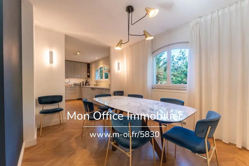 Maison - 178 m² - 7 pièces