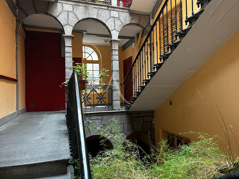 Appartement - 110 m² - 4 pièces