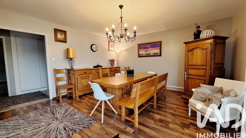 Appartement - 125 m² - 6 pièces