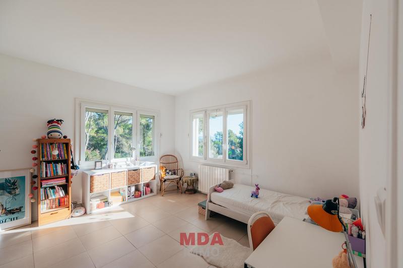 Appartement - 130 m² - 4 pièces